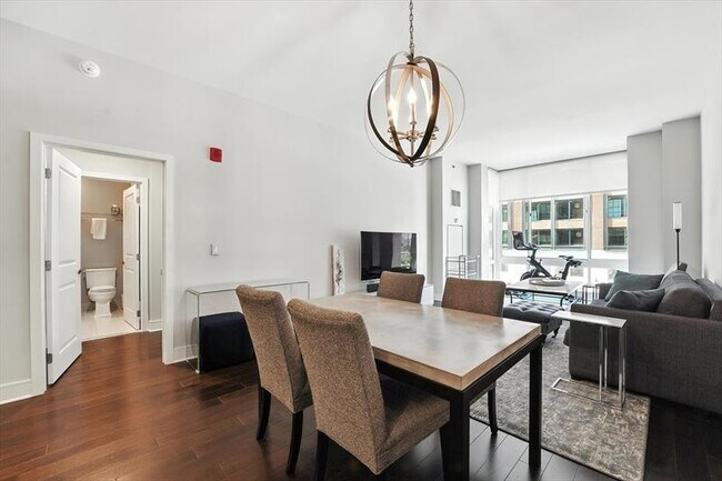 Foto del edificio - 1100 Maxwell Ln