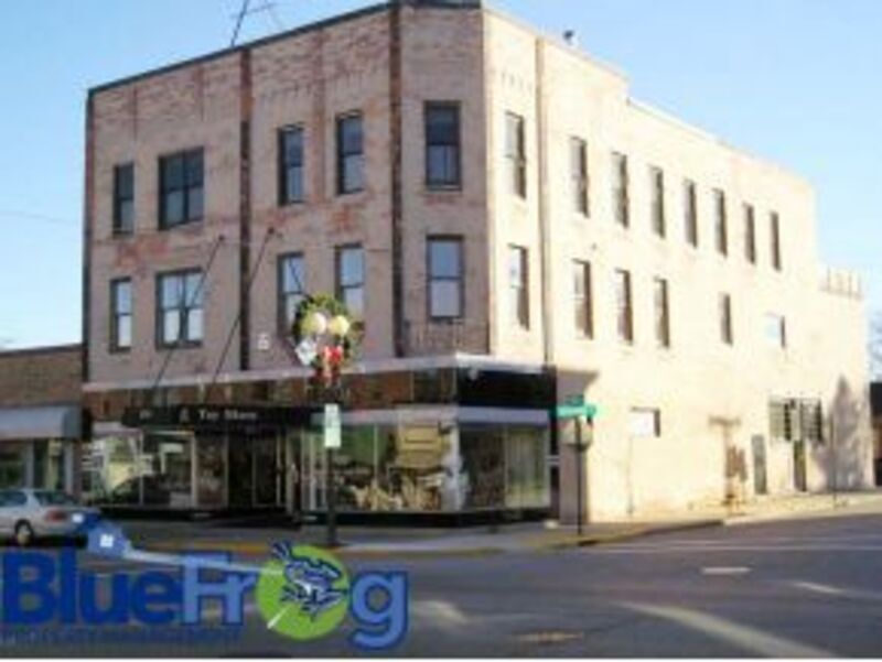 Foto principal - 208 Broadway St
