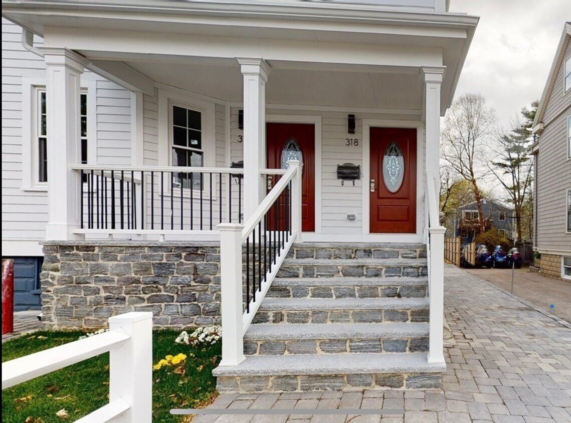 Primary Photo - 318 Concord Ave