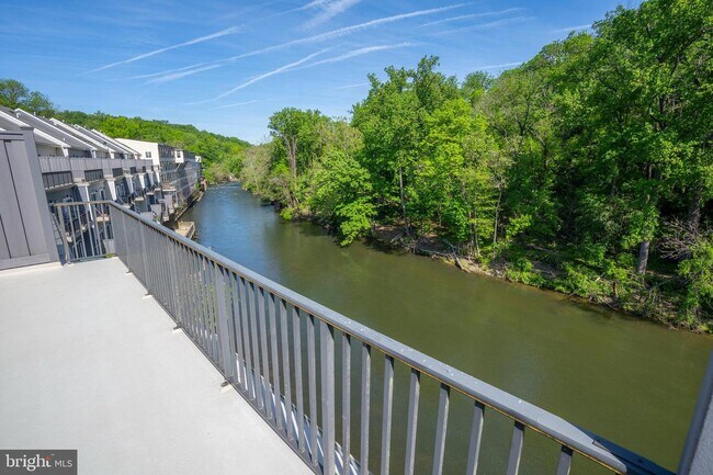 Foto del edificio - 118 Bancroft Mills Rd