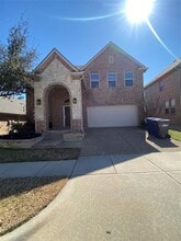 Building Photo - 5833 Silverton Ave