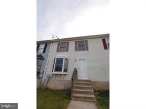 Building Photo - 115 Council Cir