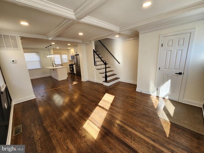 Building Photo - 1964 Guy Way