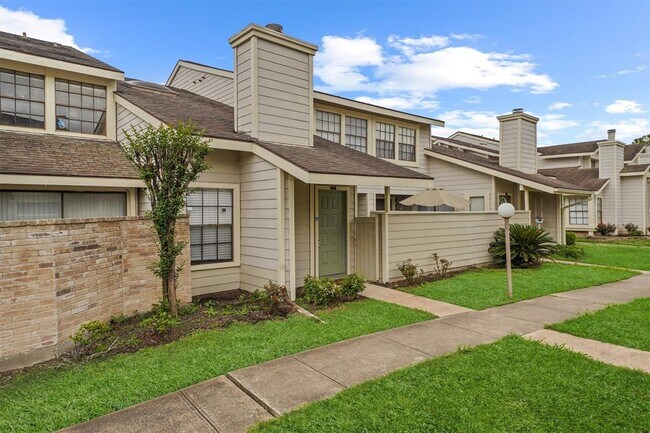 Foto del edificio - 6261 Ludington Dr