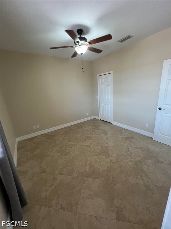 Foto del edificio - 4089 Cherrybrook Loop