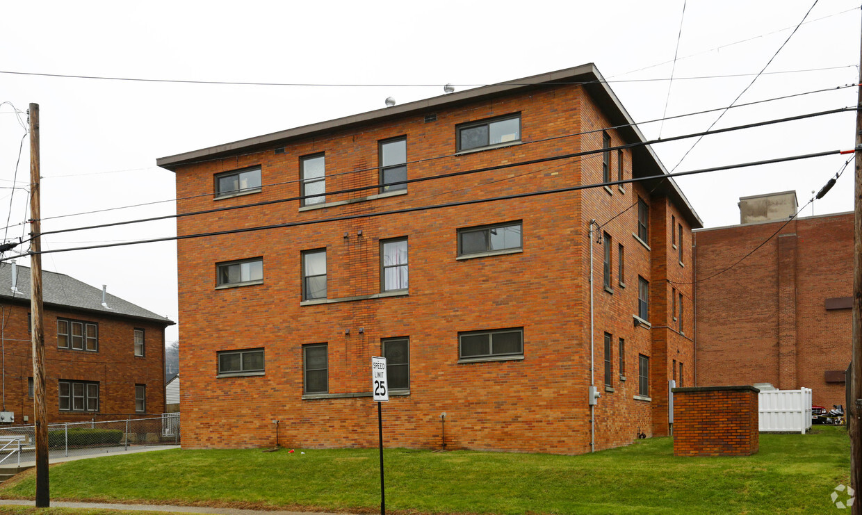 Foto del edificio - John F. Kennedy Apartments