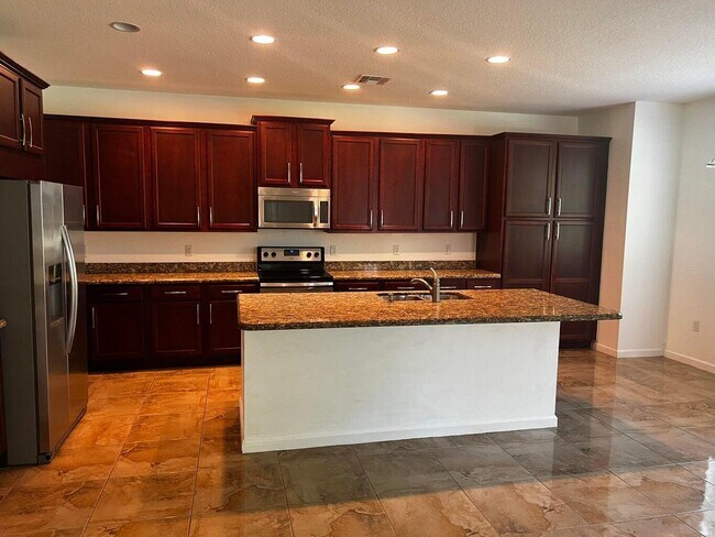 Building Photo - 9555 Phipps Ln