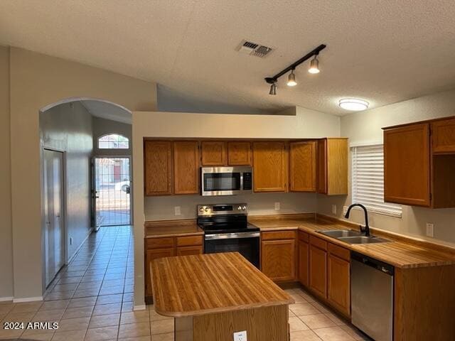 Building Photo - 3519 E Oraibi Dr