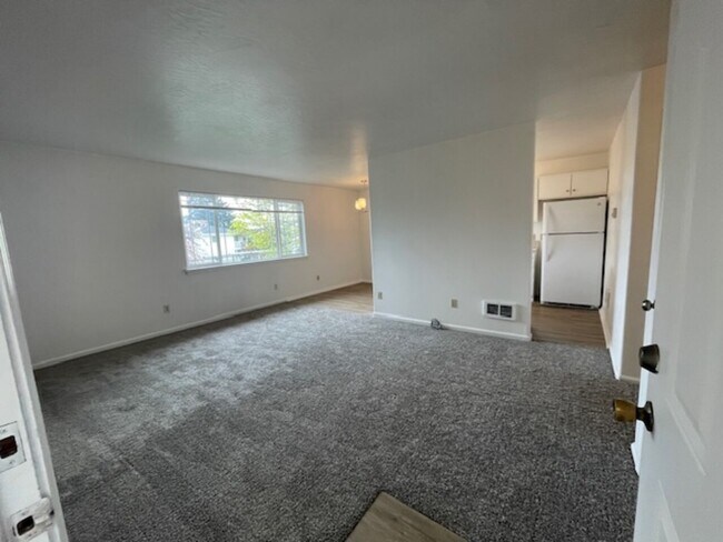 Foto del edificio - Crestview 4-Plex