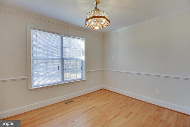 Foto del edificio - 5400 Hampton Forest Way