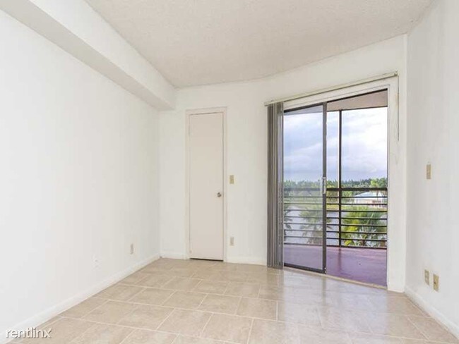 Foto del edificio - 4101 N Hiatus Rd