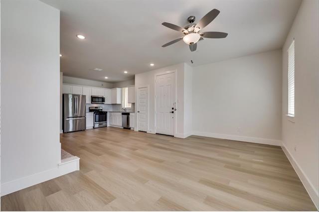 Foto del edificio - 7636 Resting Mews