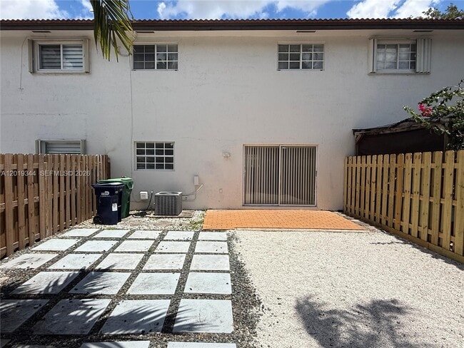 Building Photo - 13495 SW 62nd St