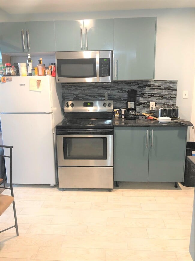 Building Photo - 57 Rutherford Ave