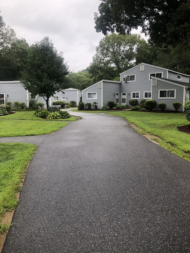 15 Kent Ct Unit 2, Ashford, CT 06278 Condo for Rent in Ashford, CT