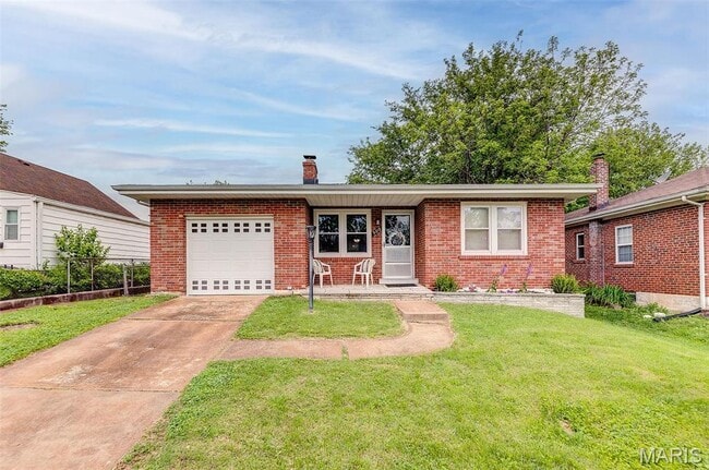 Building Photo - 9319 Aster Ave