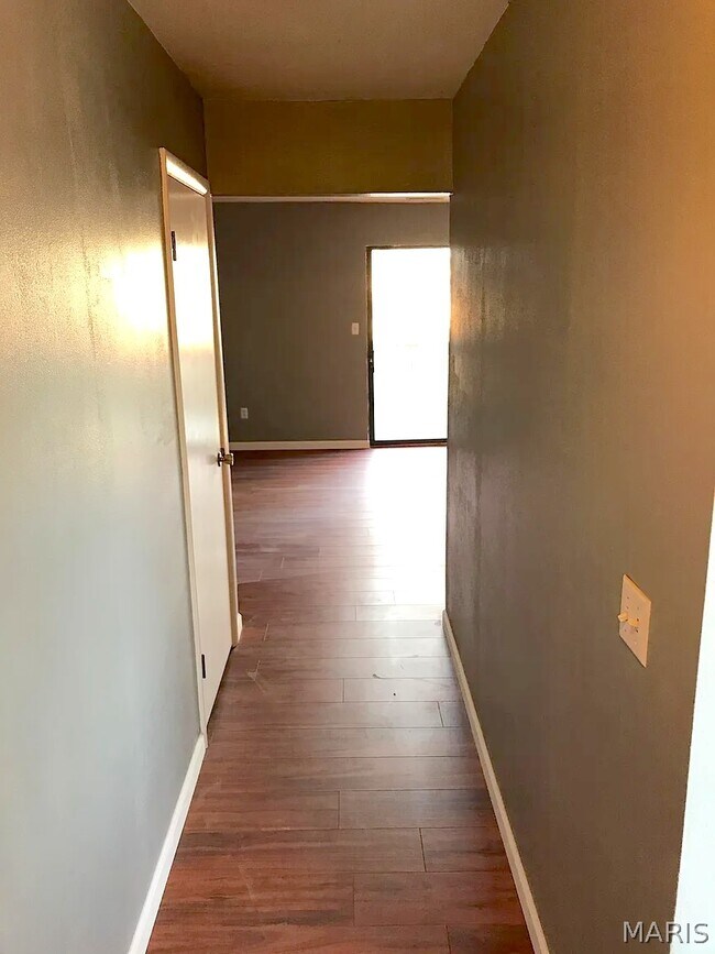 Foto del edificio - 1104 Arrowhead Dr