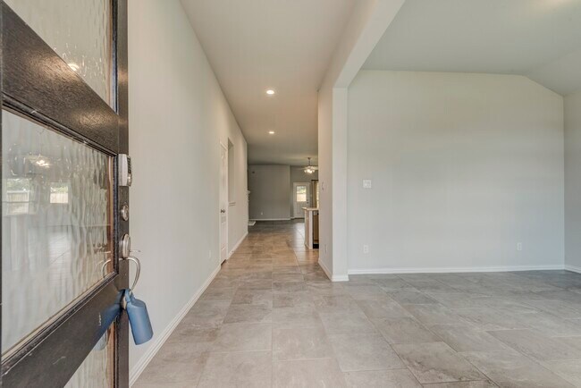 Foto del edificio - 208 Shoreview Dr