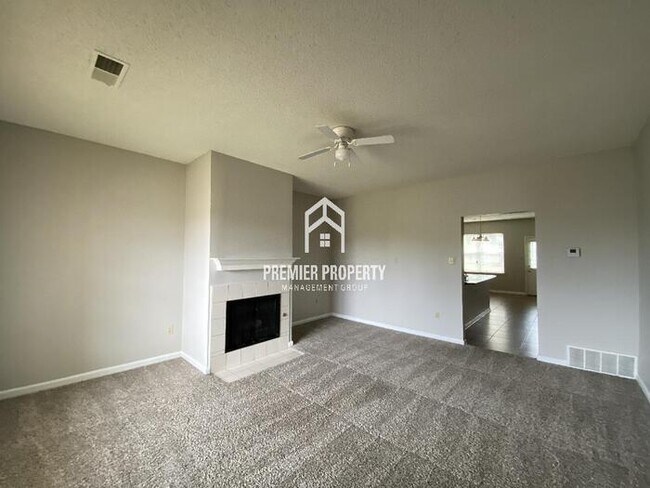 Foto del edificio - 4390 Ridge Run Cove