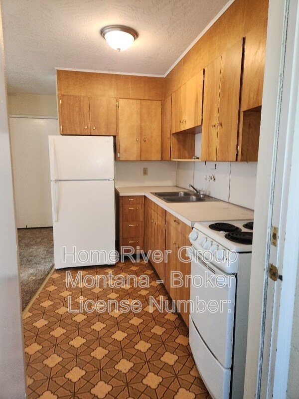 Foto del edificio - 100 South Ave E