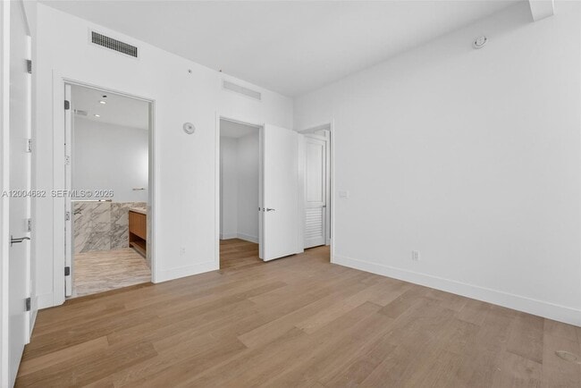 Foto del edificio - 175 SE 25th Rd