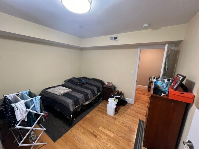 Foto del edificio - HOT CAMBRIDGE LISTING!!!!!