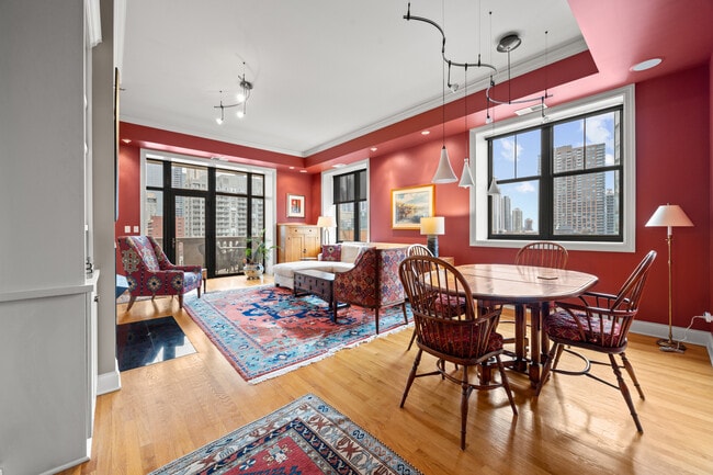 Foto del edificio - 30 W Erie St