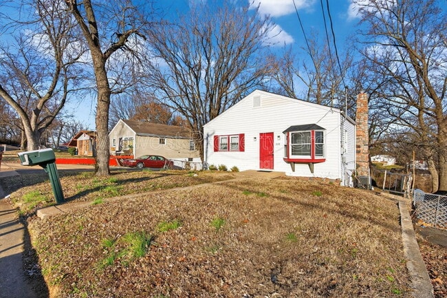 Building Photo - 5978 Laurette Ave