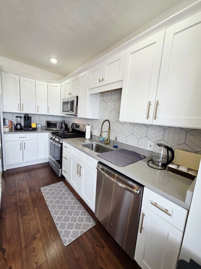 Foto del edificio - 9 Bailey Ave