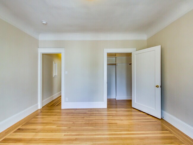 Building Photo - 1460 Sutter St