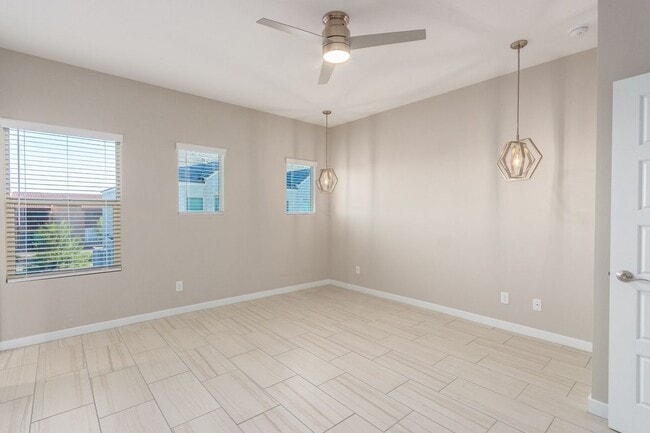 Building Photo - 2134 W Harmont Dr