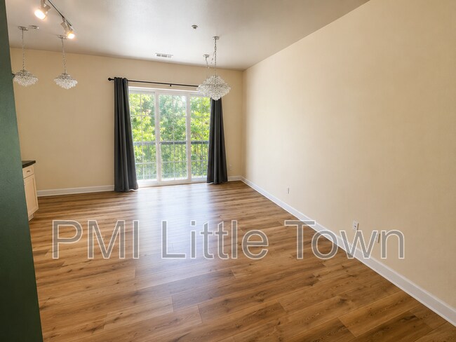 Foto del edificio - 5677 S Park Pl