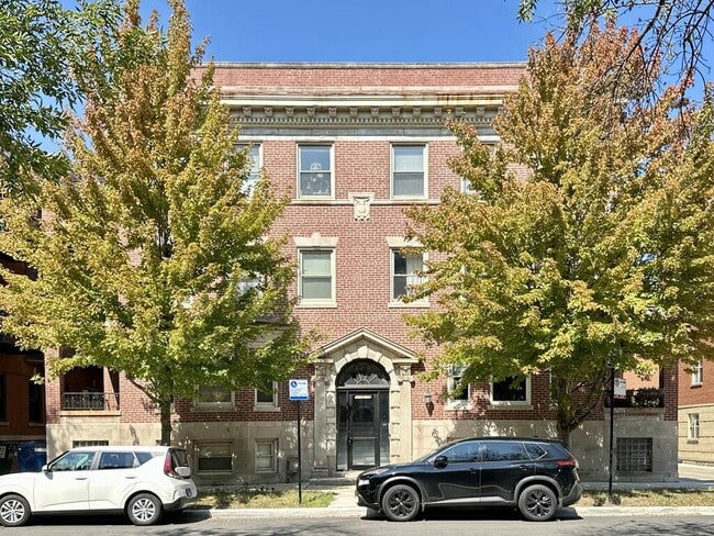 Building Photo - 1116 E 46th St