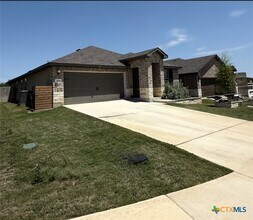 Building Photo - 3154 Charyn Wy