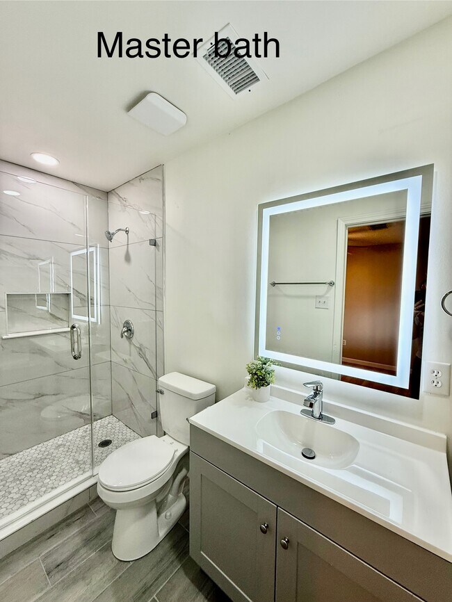 Building Photo - 2309 Peach Ct