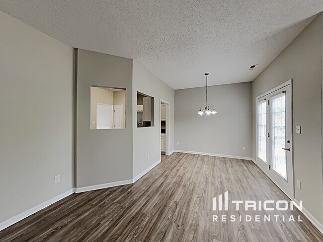 Building Photo - 3908 Chatterleigh Dr