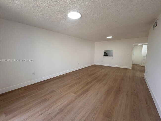 Foto del edificio - 1810 SW 81st Ave