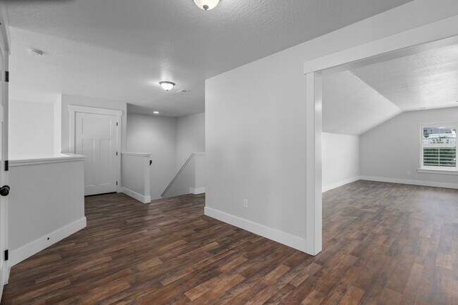 Foto del edificio - 7651 Scenic Maple Dr