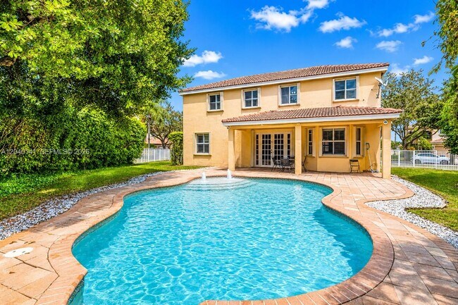 Foto del edificio - 4228 Laurel Ridge Cir