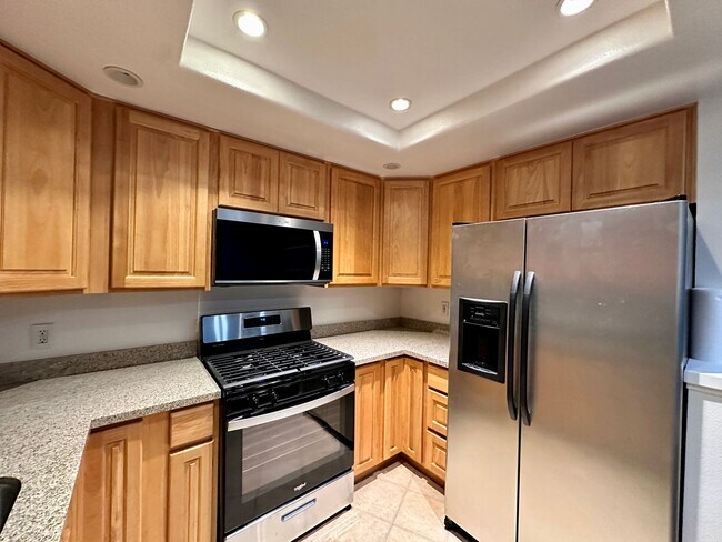 Foto del edificio - 2 bedroom/1 bath with garage in Rohnert Park