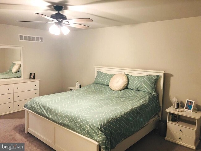 Building Photo - 3058 Goshen Dr