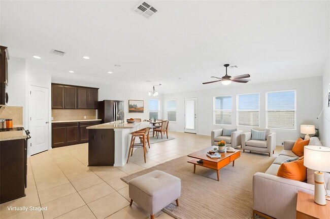 Foto del edificio - 400 Fistral Dr