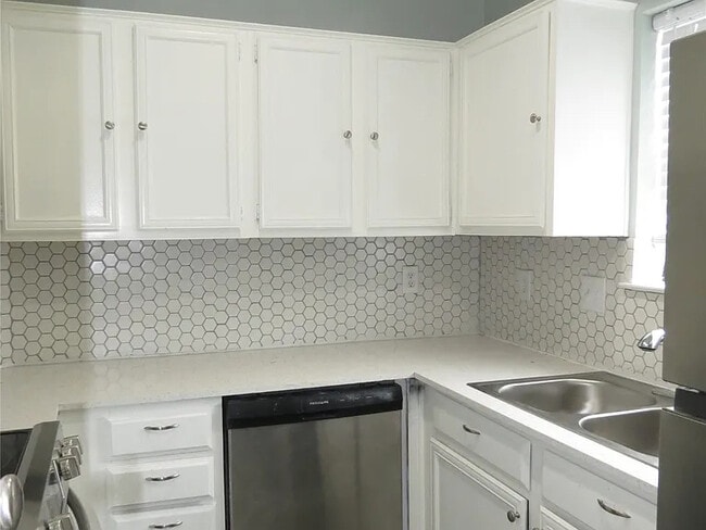 Foto del edificio - 4715 N Galloway Ave