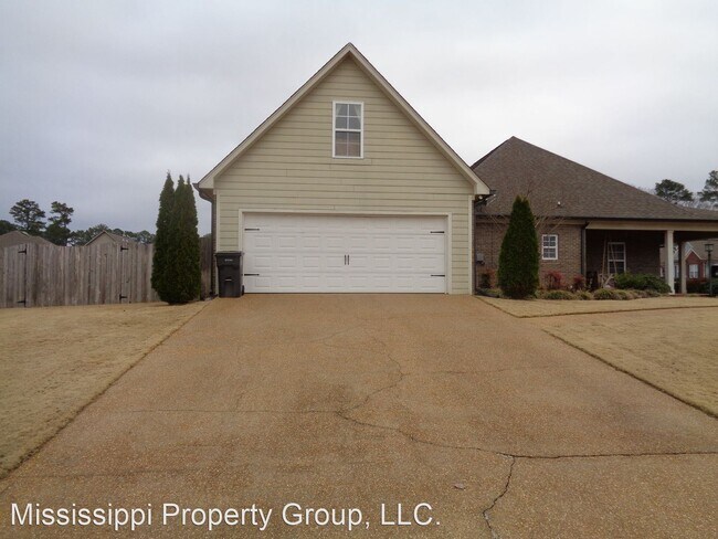 Building Photo - 4 br, 3.5 bath House - 1500 Wilkes Avenue