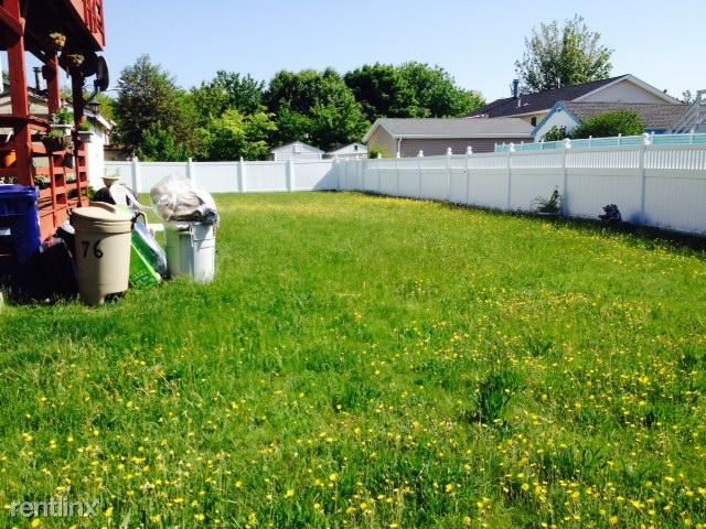 Building Photo - 2 br, 1 bath  - 33 Neptune Cir # 1