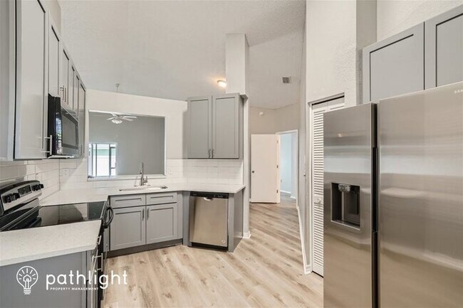 Building Photo - 1702 Comstock Pl, Brandon, FL, 33511