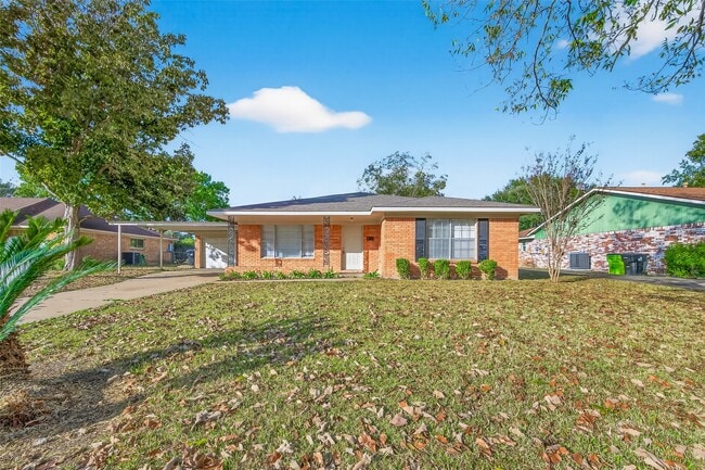 Building Photo - 1411 Mimosa Ln