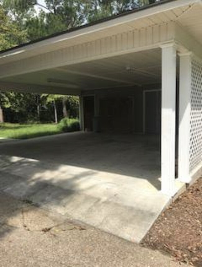 Building Photo - 301 Fulwood Blvd