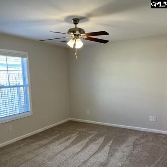 Building Photo - 407 Pitchling Dr