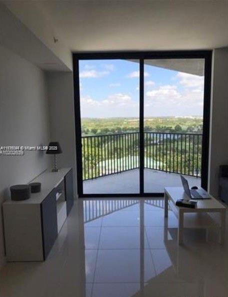 Foto del edificio - 5300 Paseo Blvd